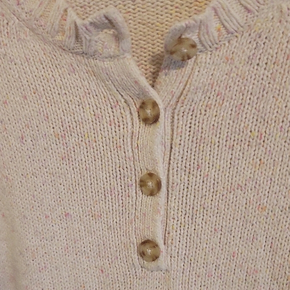 American Eagle SzSm Crop Women's Pink tones Sweater with 1/4 Button up - Picture 4 of 5